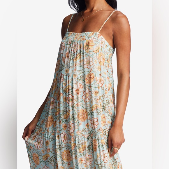 Billabong Flowy Floral Midi Dress - Picture 4 of 9